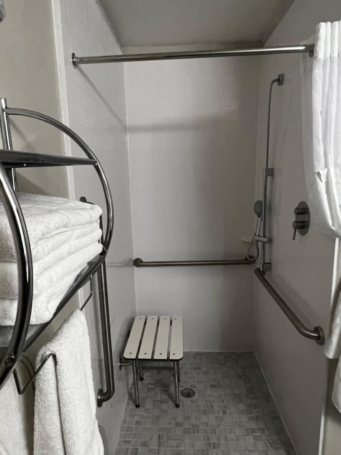 Hotel La Quinta By Wyndham Ada Zewnętrze zdjęcie